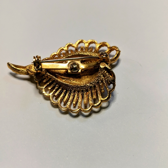 Vintage Cut-out Brooch unsigned - Picture 3 of 4